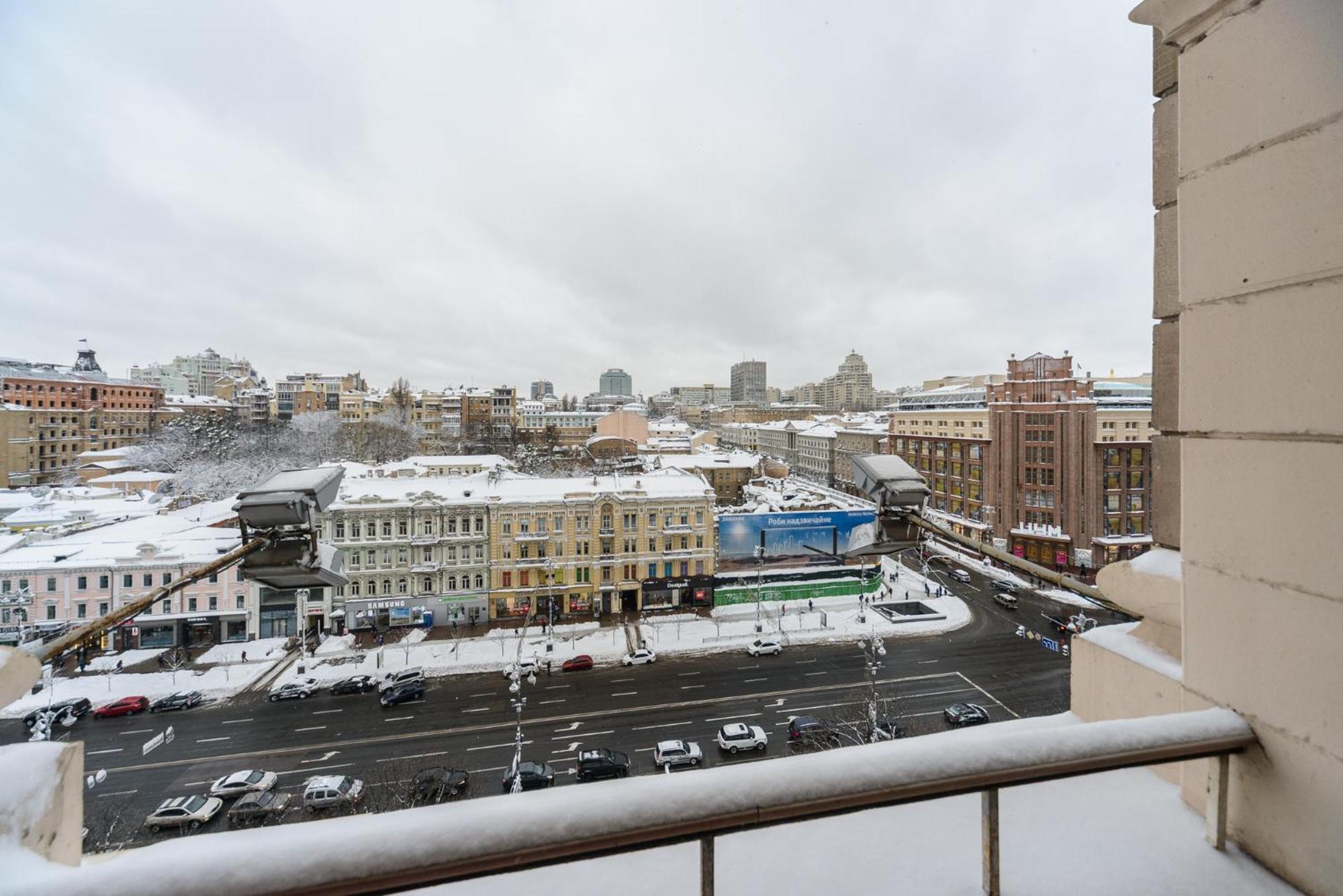 Apartments On Khreschatyk 27 キエフ エクステリア 写真
